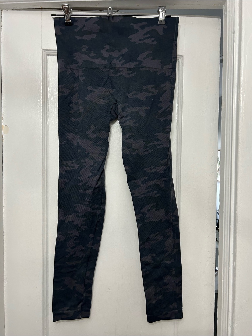 SPANX Kids Black and Gray Camo Leggings